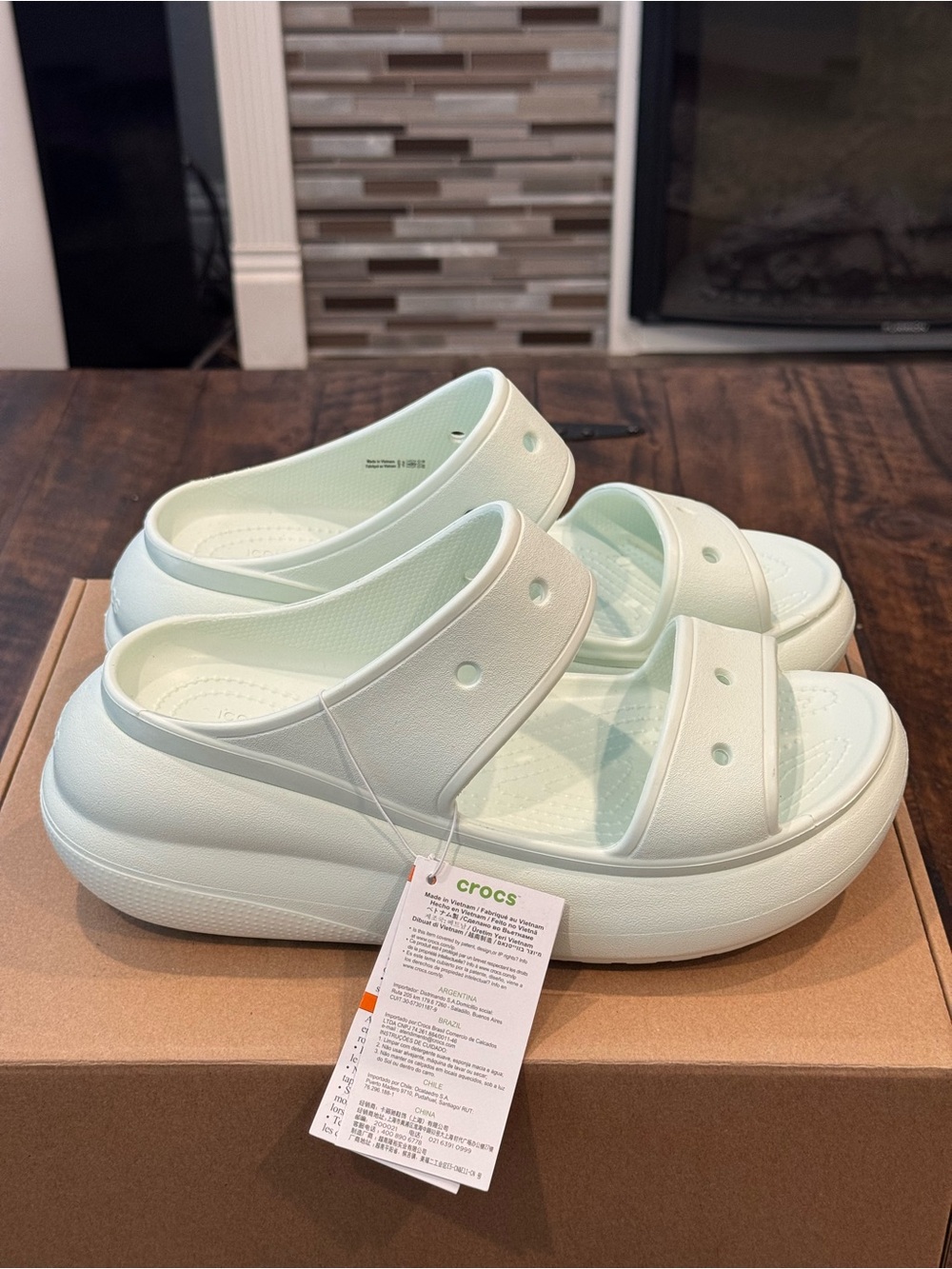 CROCS Classic Crush Sandal
